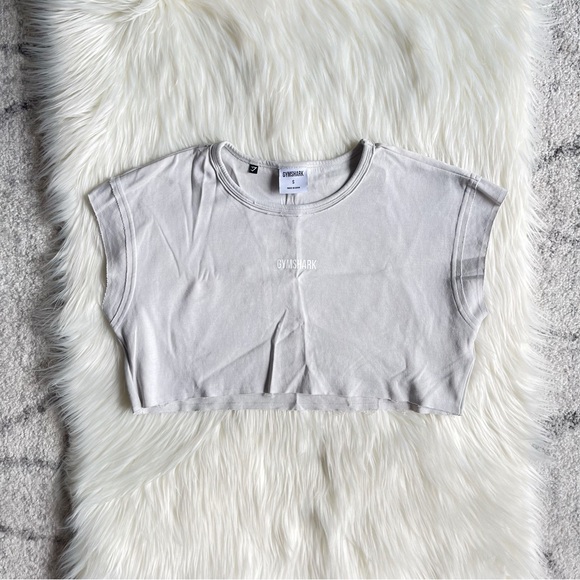 Gymshark Tops - Gymshark legacy crop top